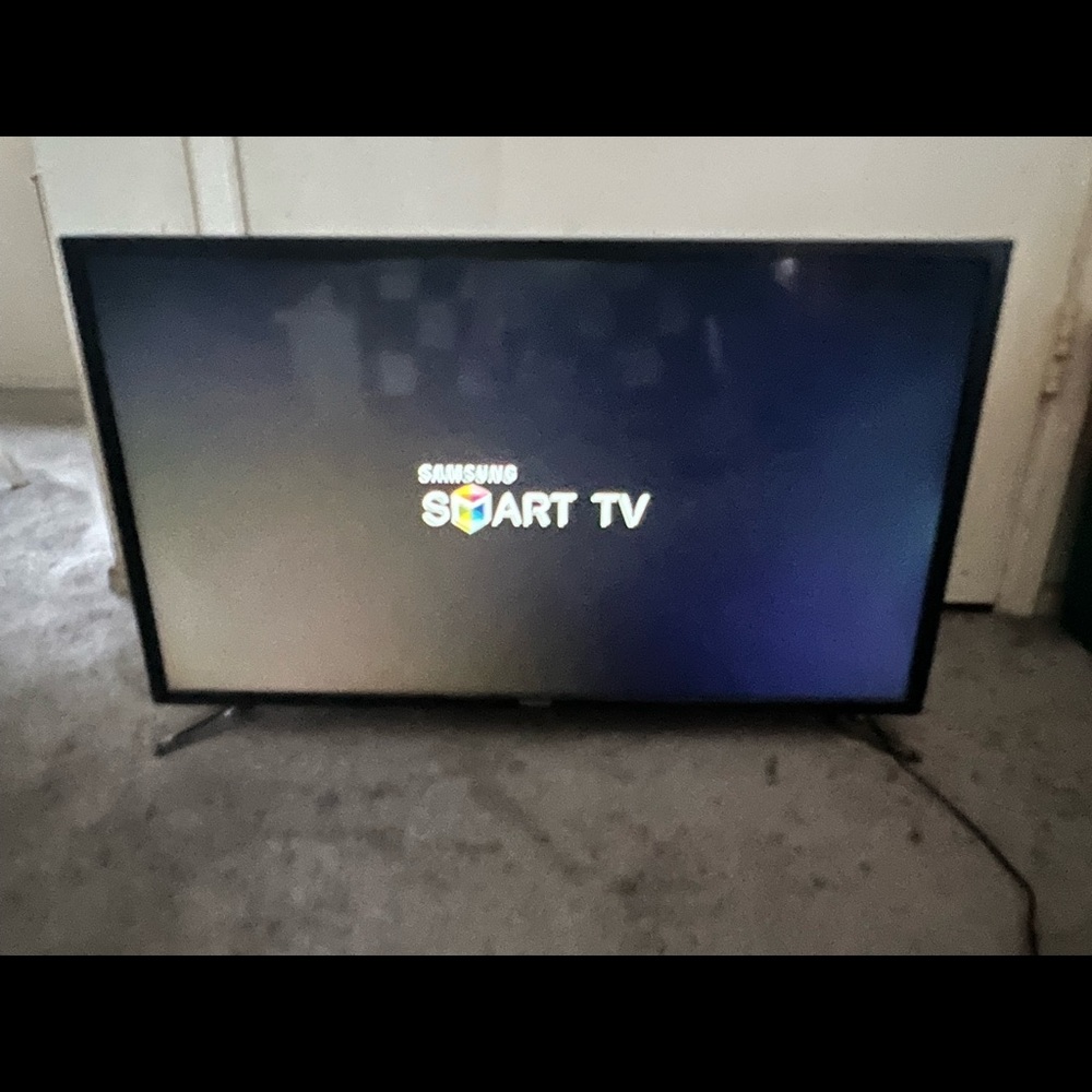 Samsung 32" Full HD Flat Smart TV J5205 Series 5(2015)